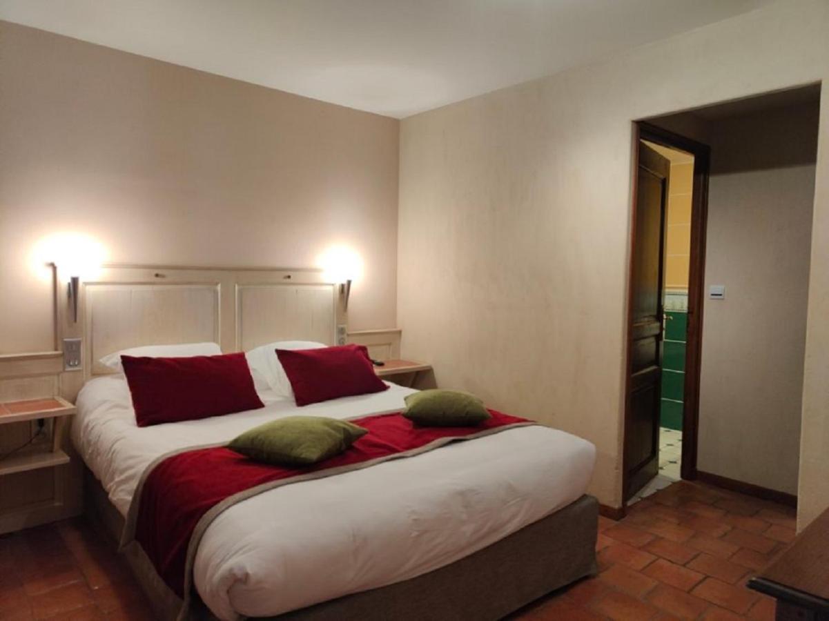 La Chaumiere Hotel Aubigny-sur-Nere Exterior photo