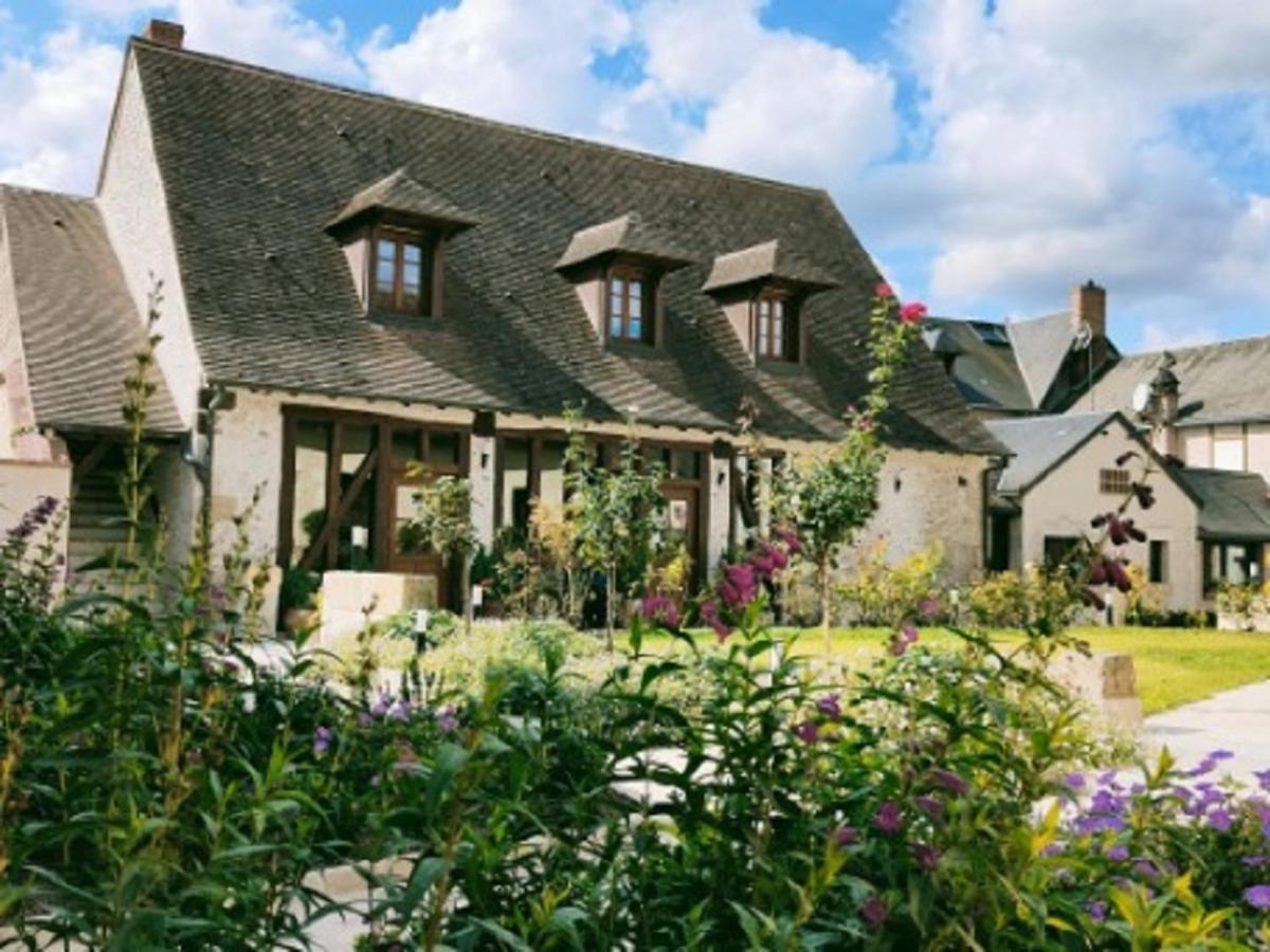 La Chaumiere Hotel Aubigny-sur-Nere Exterior photo