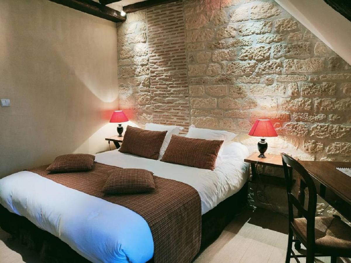 La Chaumiere Hotel Aubigny-sur-Nere Exterior photo