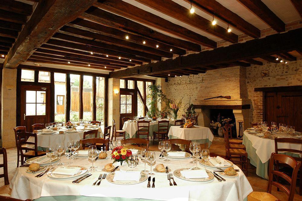 La Chaumiere Hotel Aubigny-sur-Nere Exterior photo