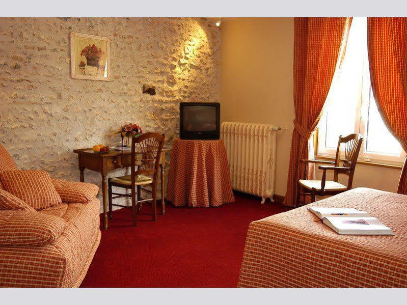La Chaumiere Hotel Aubigny-sur-Nere Exterior photo
